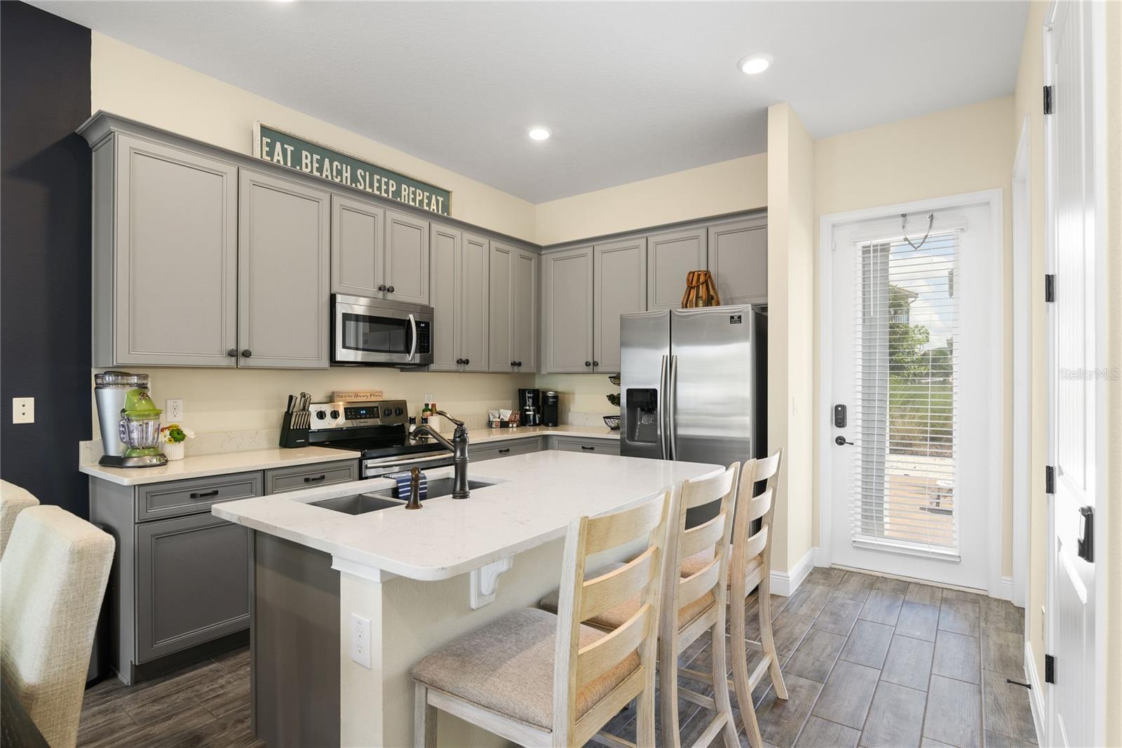 ROLLING OAKS PH 6 - Residential