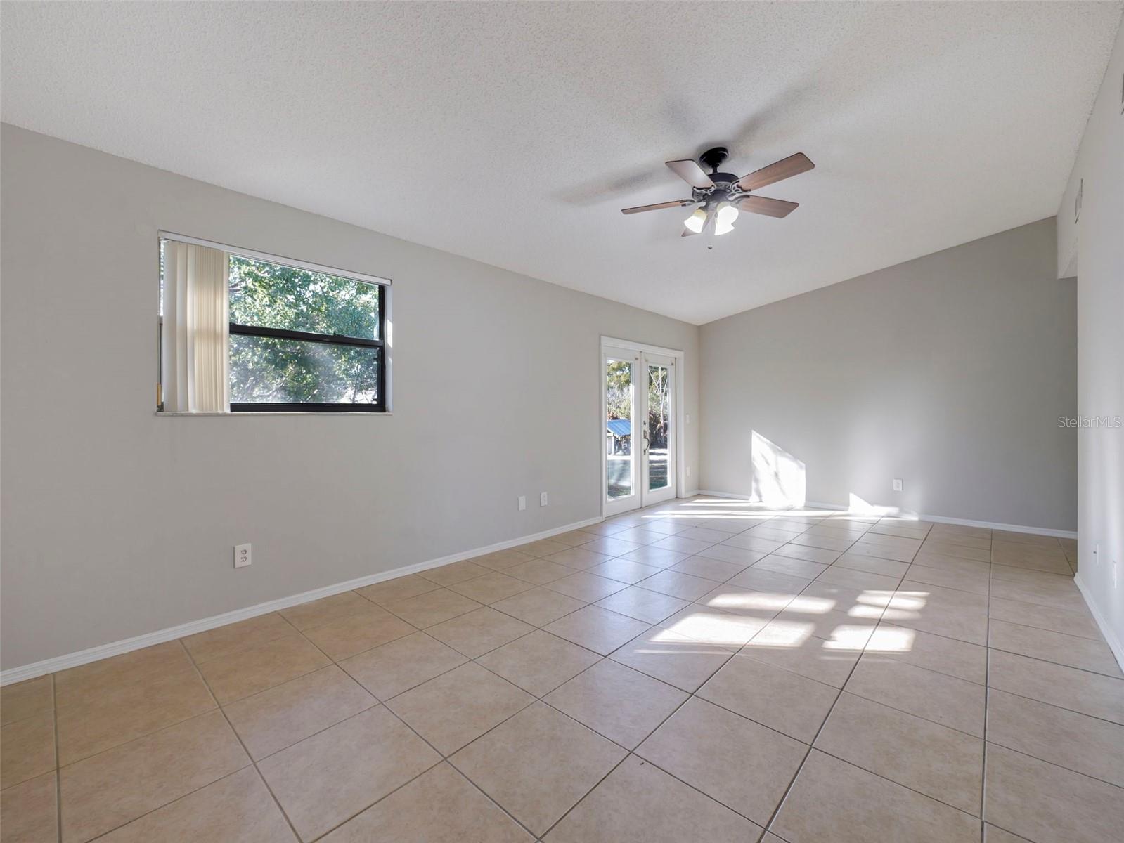 SUNNY SLOPES - Residential