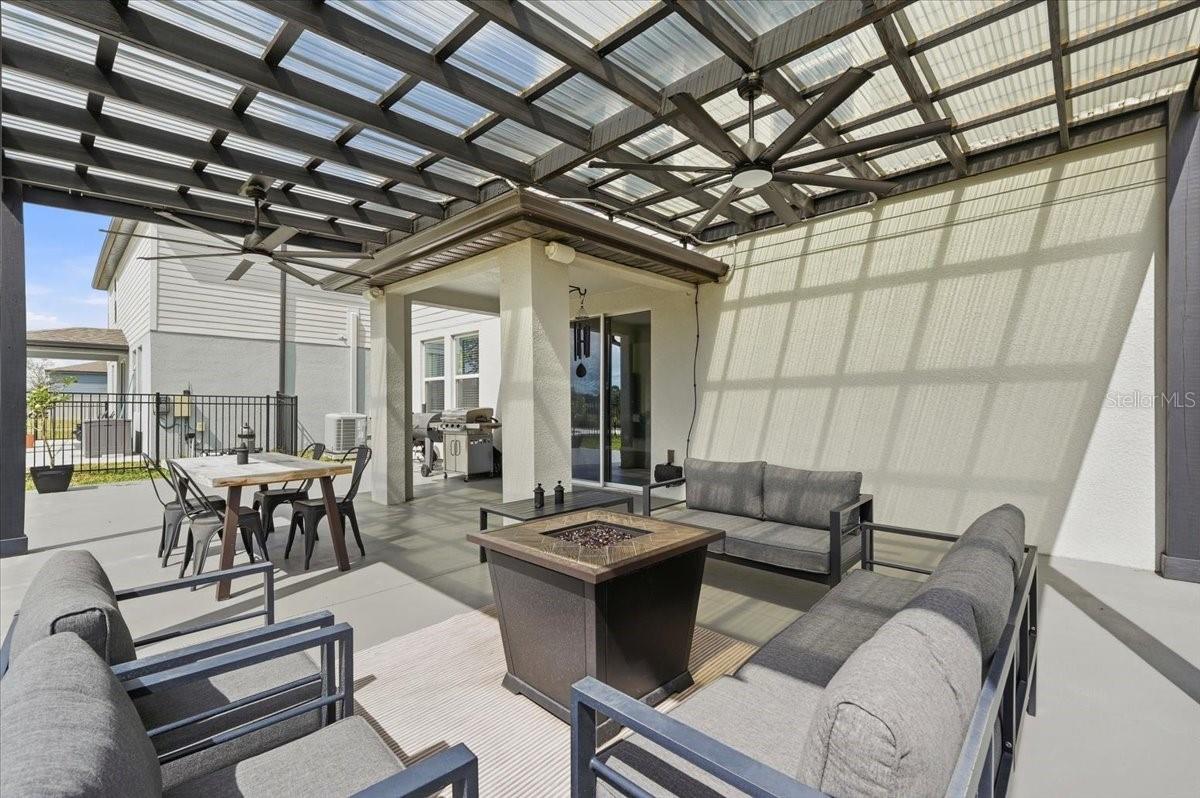 SILVER SPRINGS - Residential