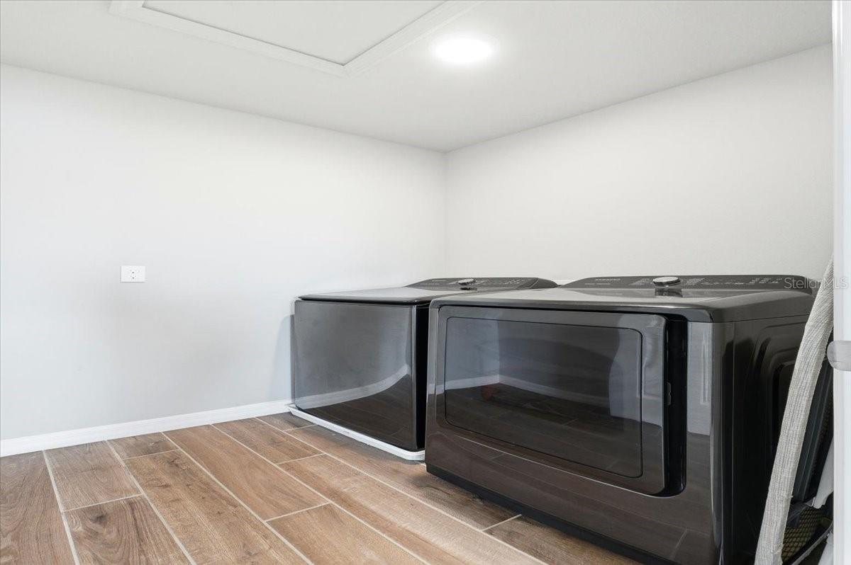 SILVER SPRINGS - Residential