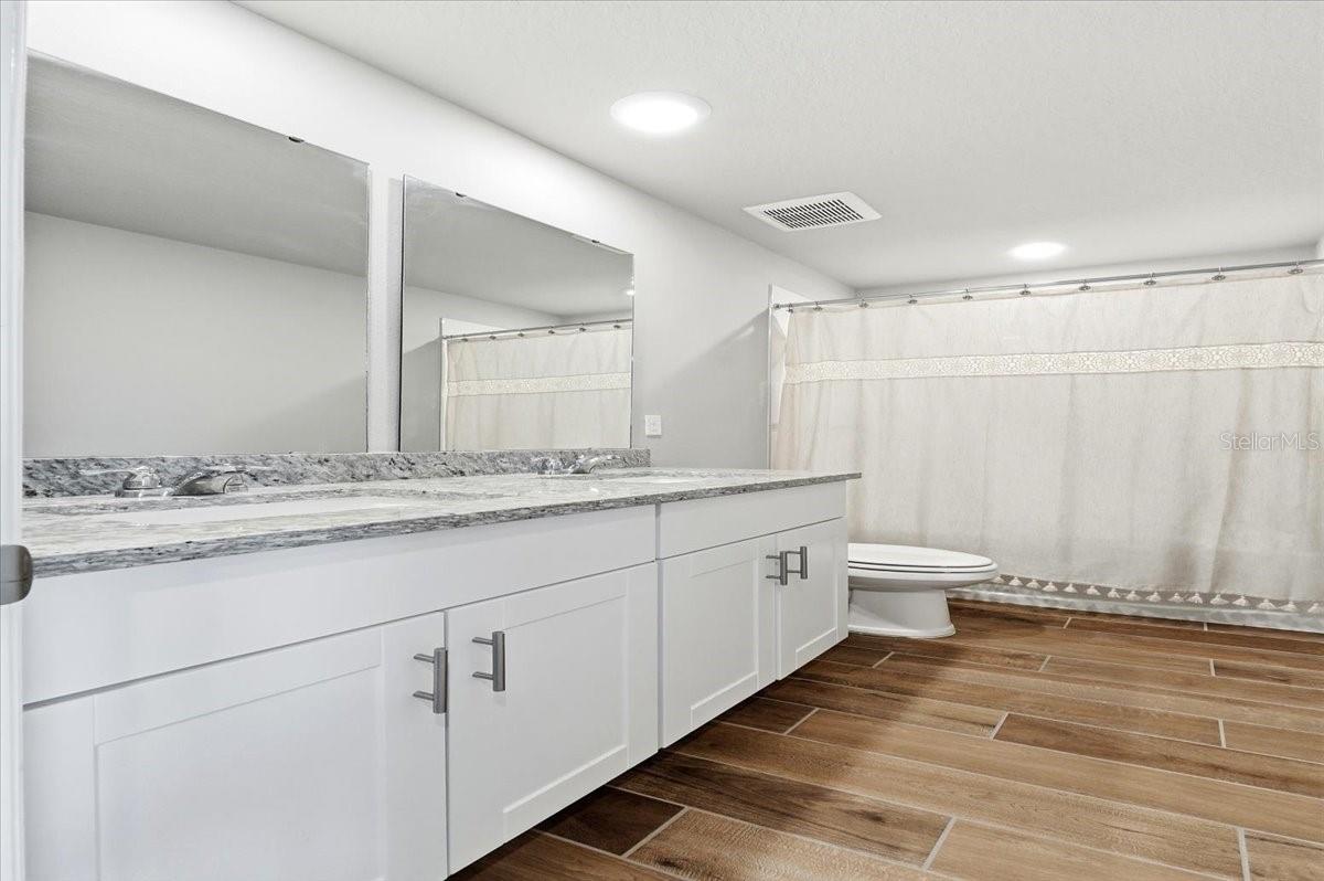 SILVER SPRINGS - Residential