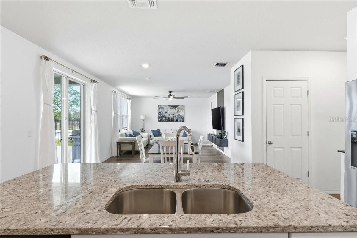 SILVER SPRINGS - Residential