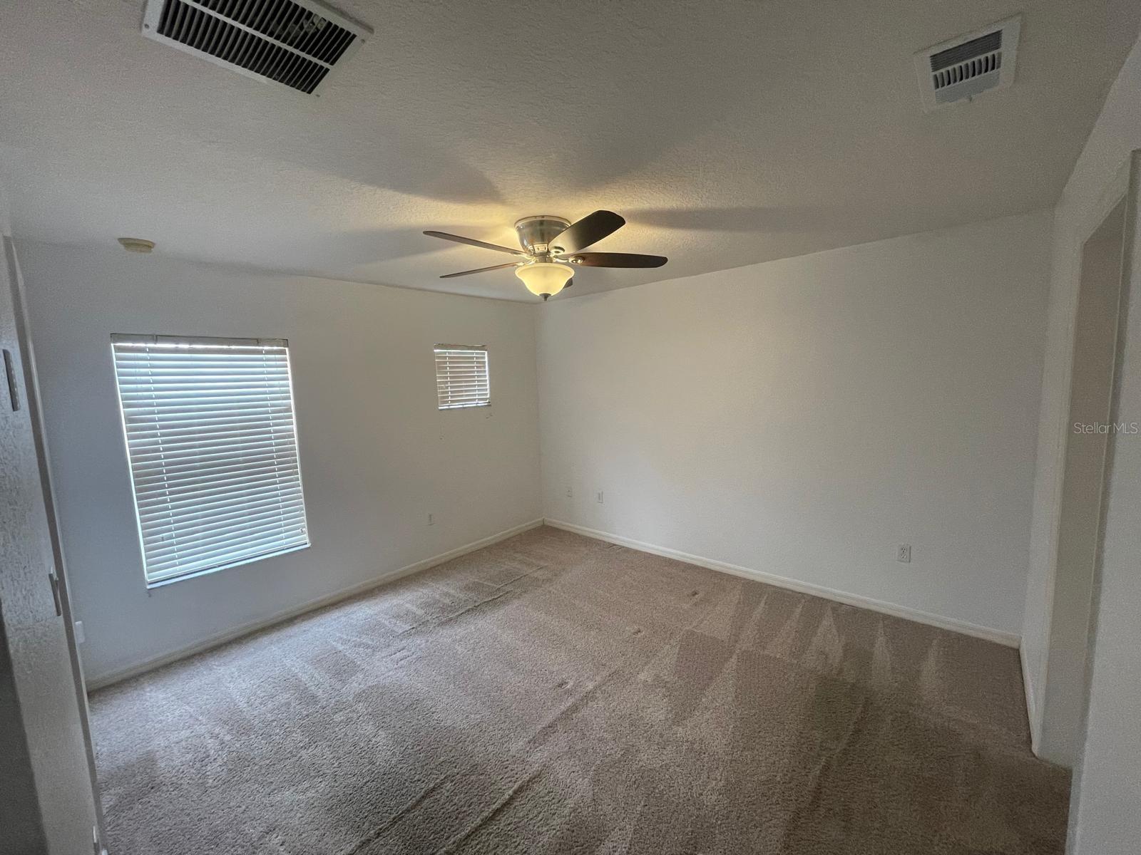 THE PARKE AT HANOVER PLACE - Residential Lease