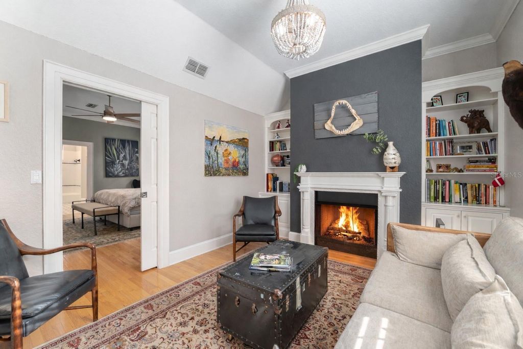 Photo of 1107 SE 9th Avenue, Ocala, FL 34471 (MLS # TB8484307)