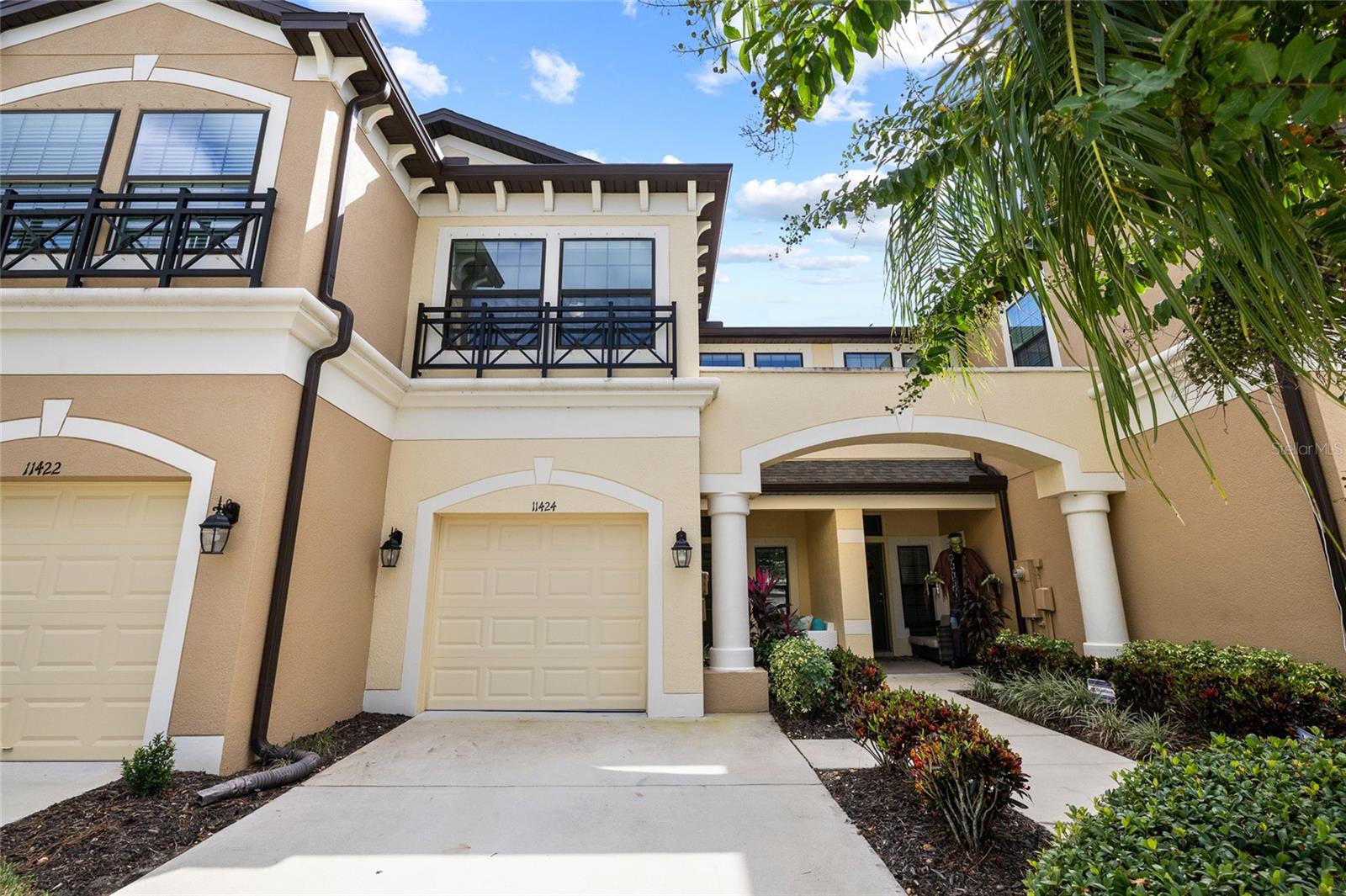 11424 CROWNED SPARROW LANE