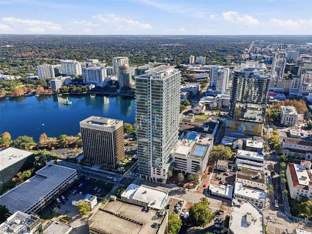 Photo of 150 E Robinson Street #3206, Orlando, FL 32801 (MLS # O6383103)