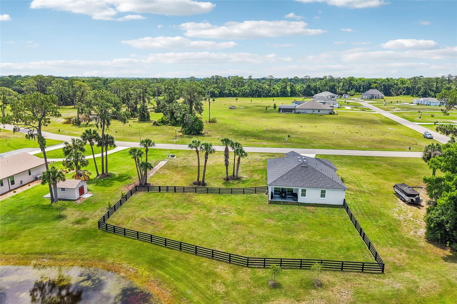 HIDDEN RIVER LAKES - Residential