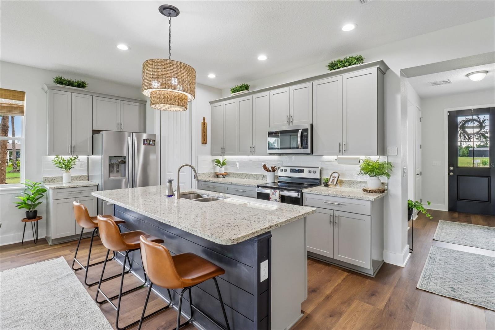 HIDDEN RIVER LAKES - Residential