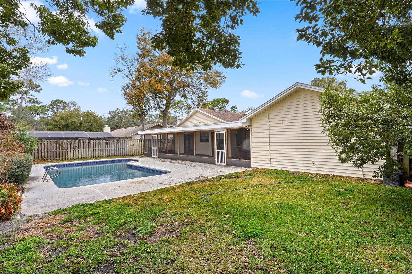 WEKIVA HILLS SEC 04 - Residential
