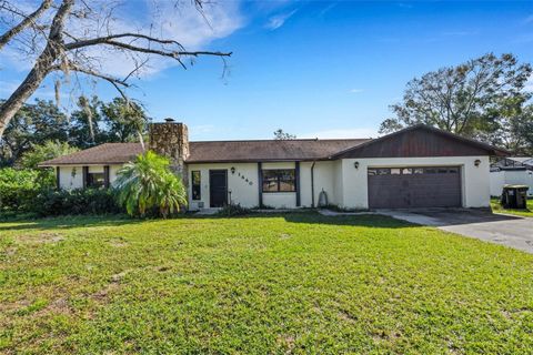 A home in LAKELAND