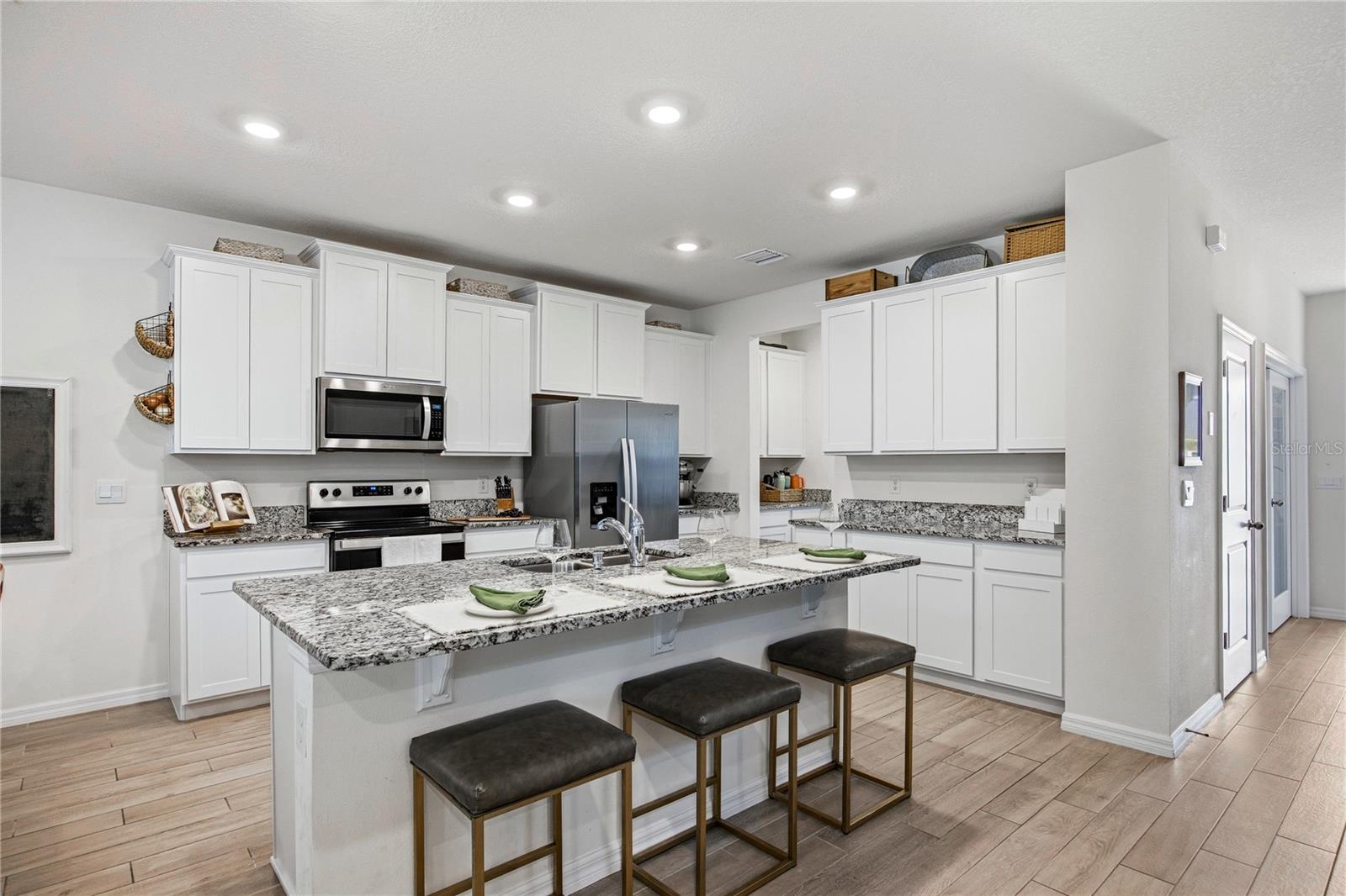 ARBOR GREENS PH 2 UNIT 4B PB 37 PG 91 - Residential