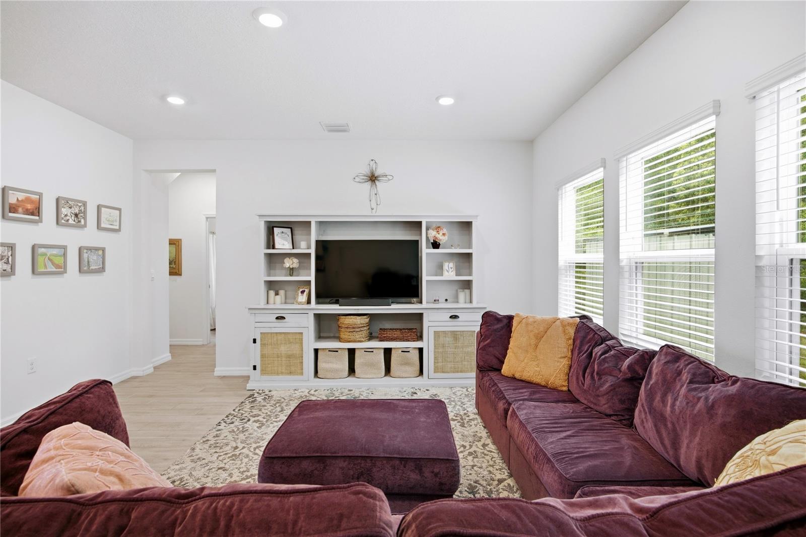 ARBOR GREENS PH 2 UNIT 4B PB 37 PG 91 - Residential