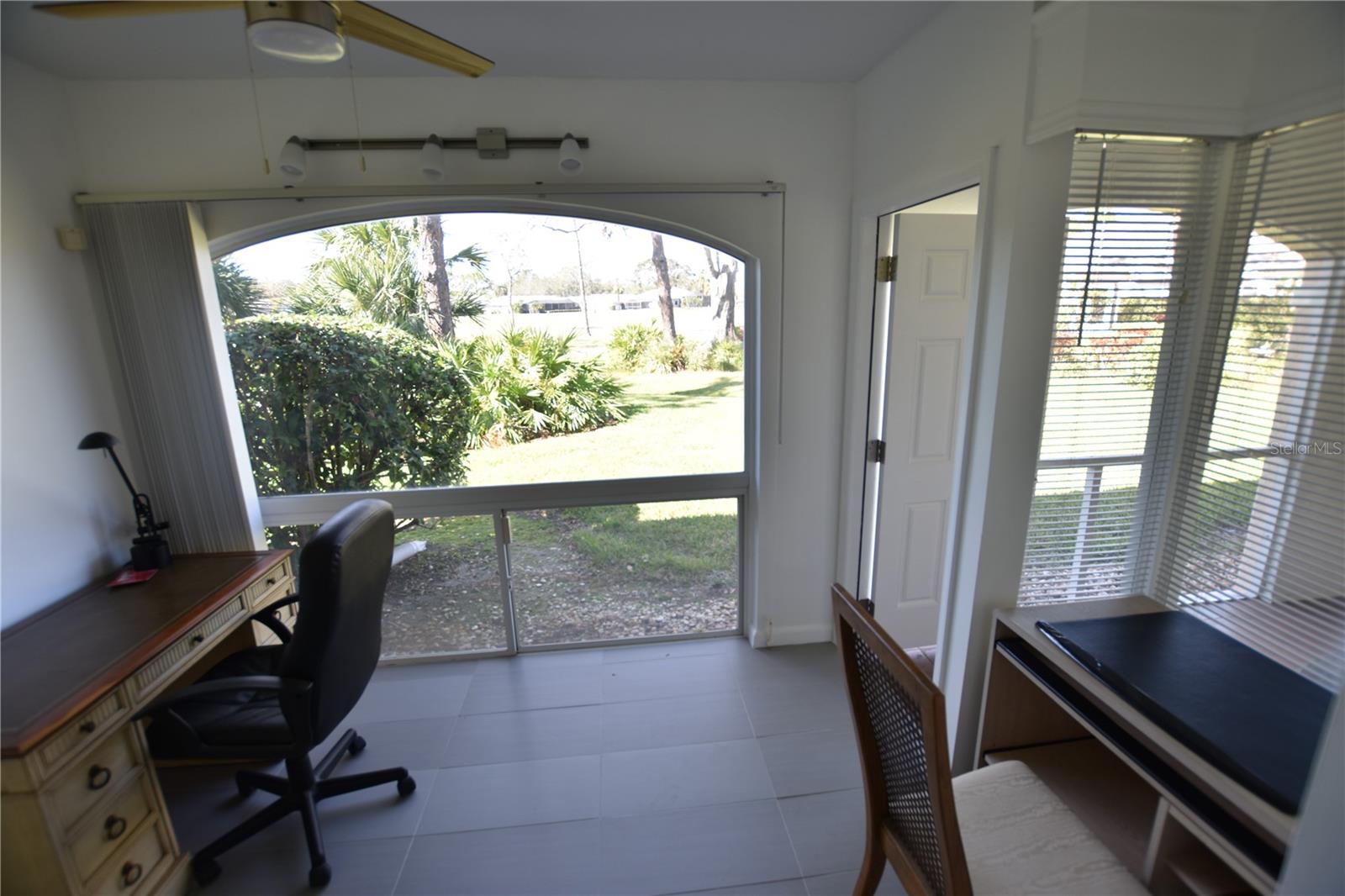5548 CHANTECLAIRE 16