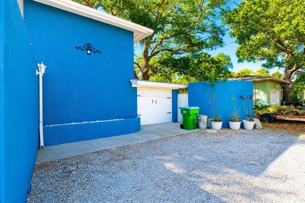 Photo of 4720 Welch Causeway, St Petersburg, FL 33708 (MLS # TB8506335)
