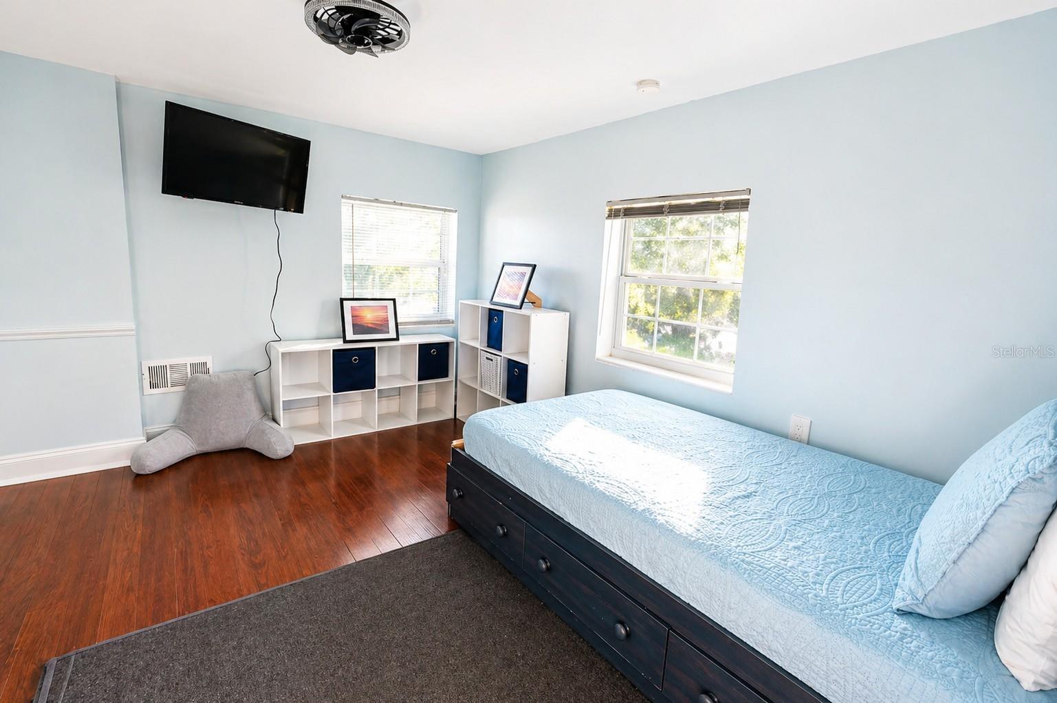 EDGEWATER ESTATES - Residential