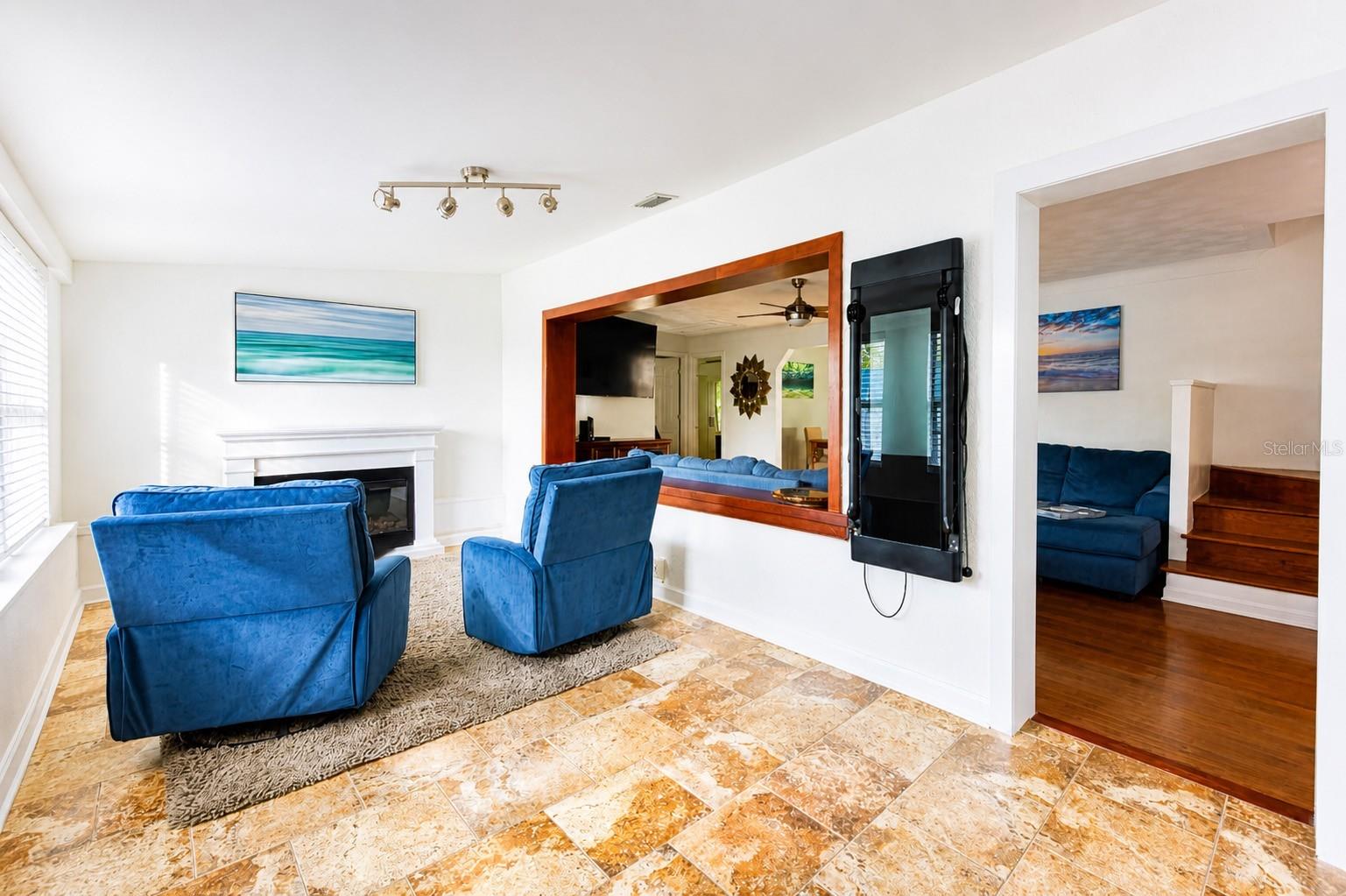 EDGEWATER ESTATES - Residential