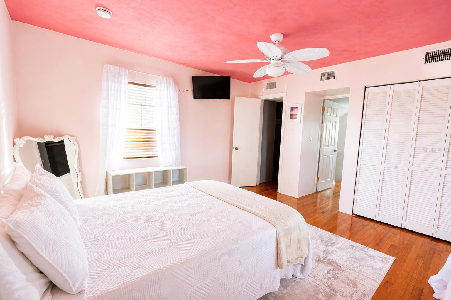 EDGEWATER ESTATES - Residential