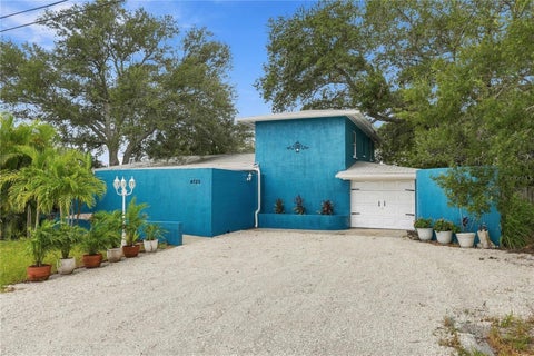 4720 Welch Causeway, St Petersburg, FL 33708