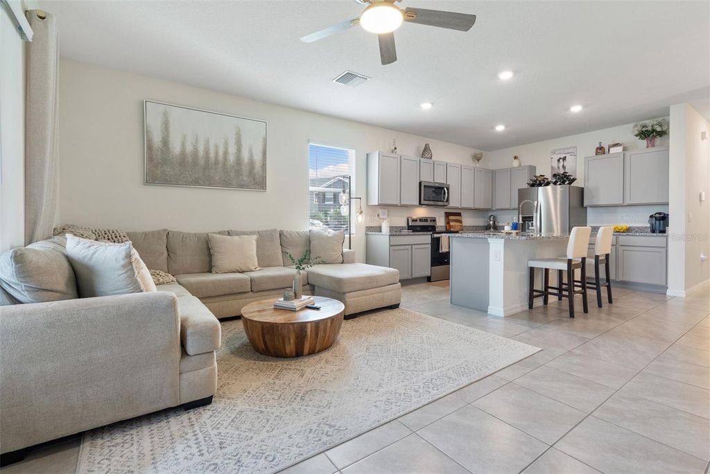 Photo of 355 Mangrove Shade Circle, Apollo Beach, FL 33572 (MLS # TB8437119)