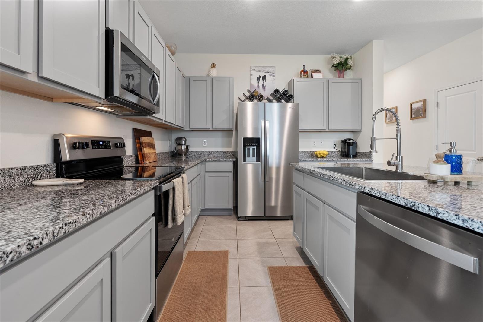 MANGROVE POINT PH 2 & 3 - Residential