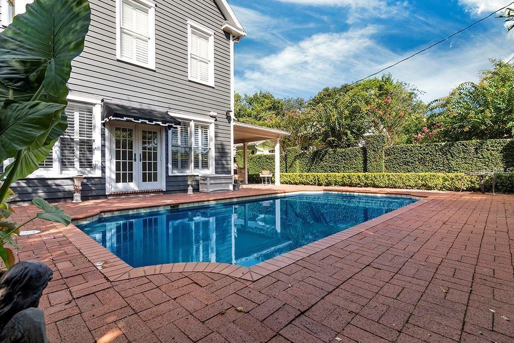 EDGEWATER HEIGHTS 02 - Residential Lease