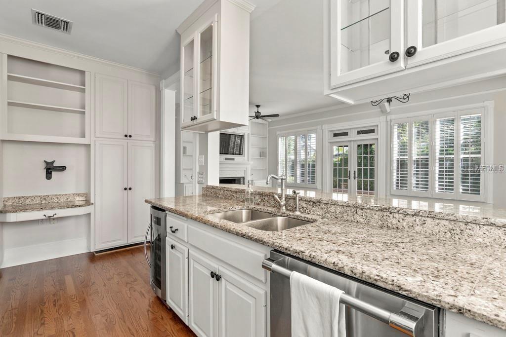 EDGEWATER HEIGHTS 02 - Residential Lease