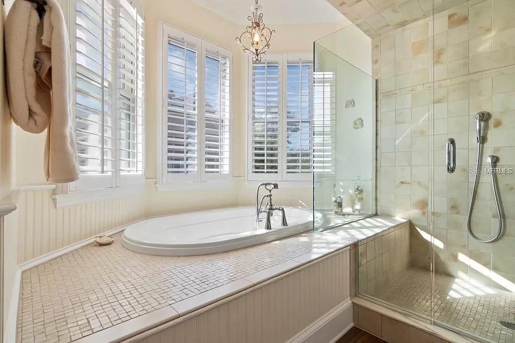 EDGEWATER HEIGHTS 02 - Residential Lease