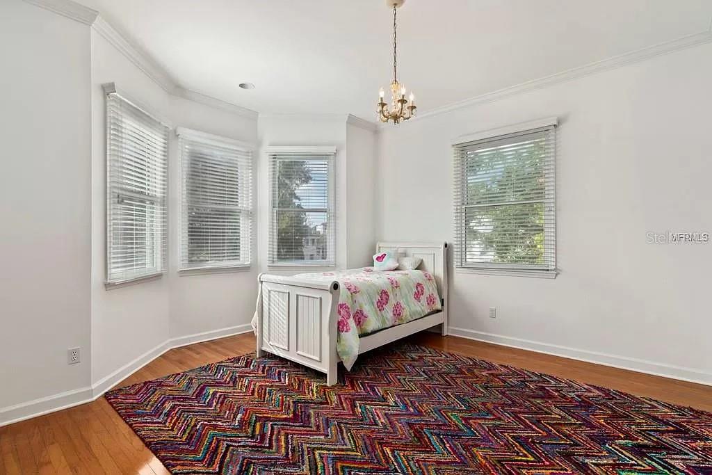 EDGEWATER HEIGHTS 02 - Residential Lease