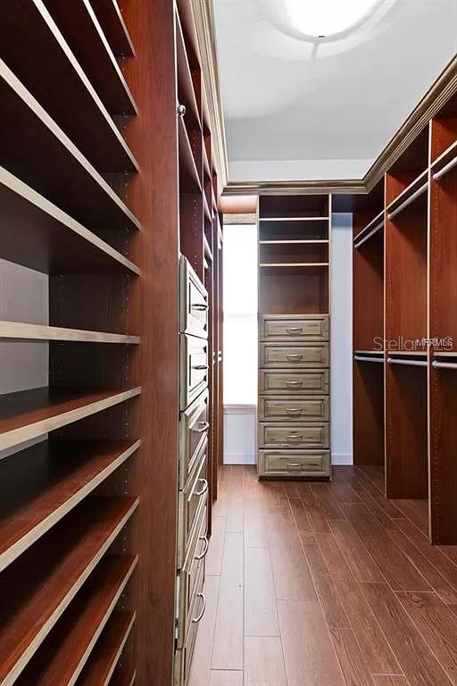 EDGEWATER HEIGHTS 02 - Residential Lease