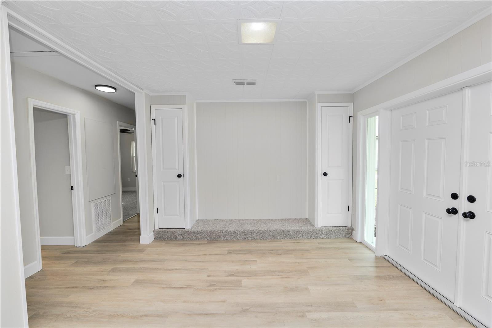 ACREAGE - Residential