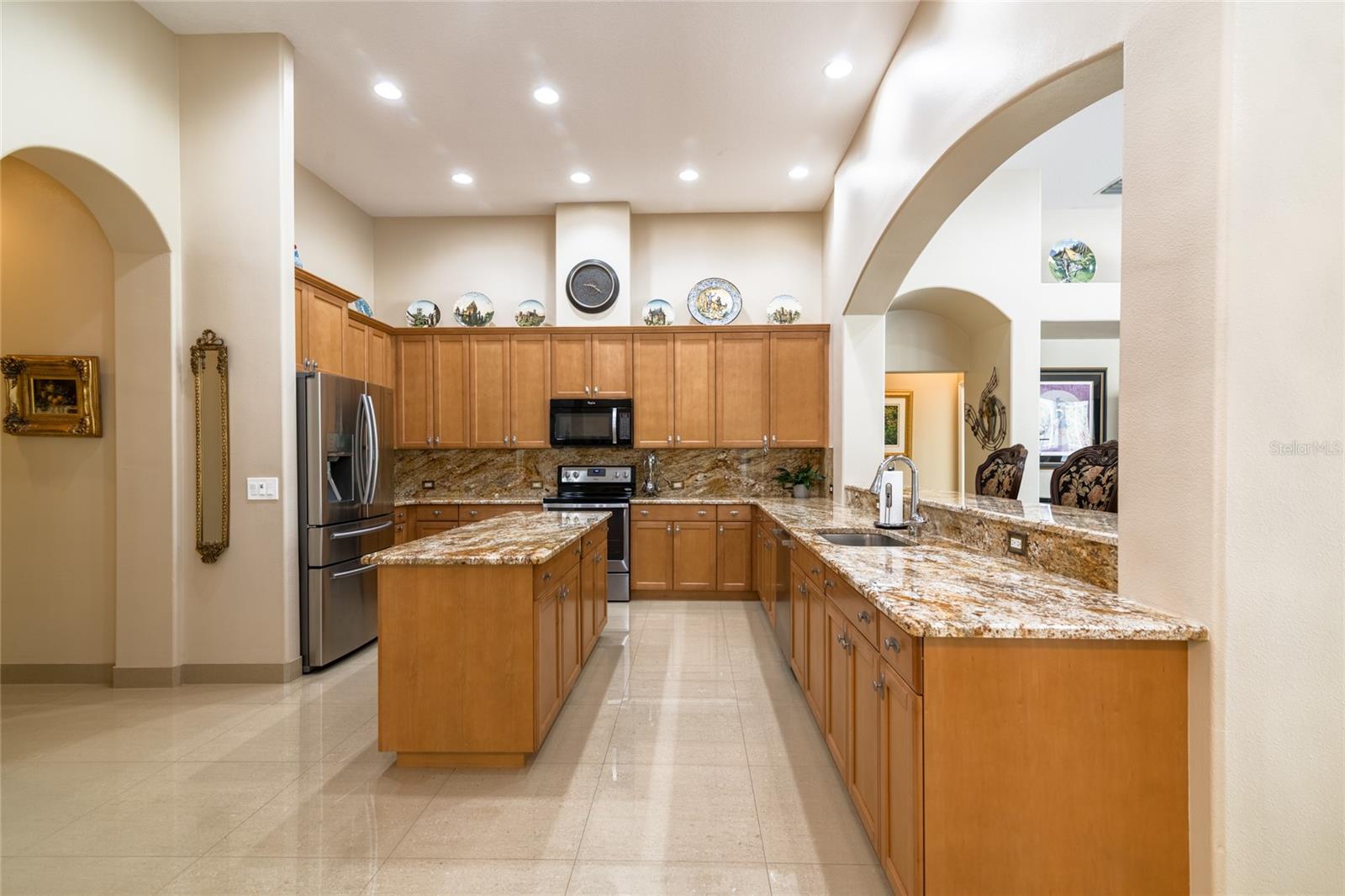 LAKES OF WELLINGTON PH II - Residential