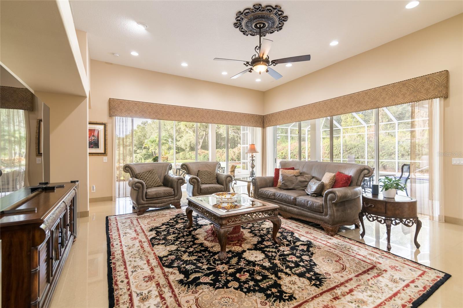 LAKES OF WELLINGTON PH II - Residential