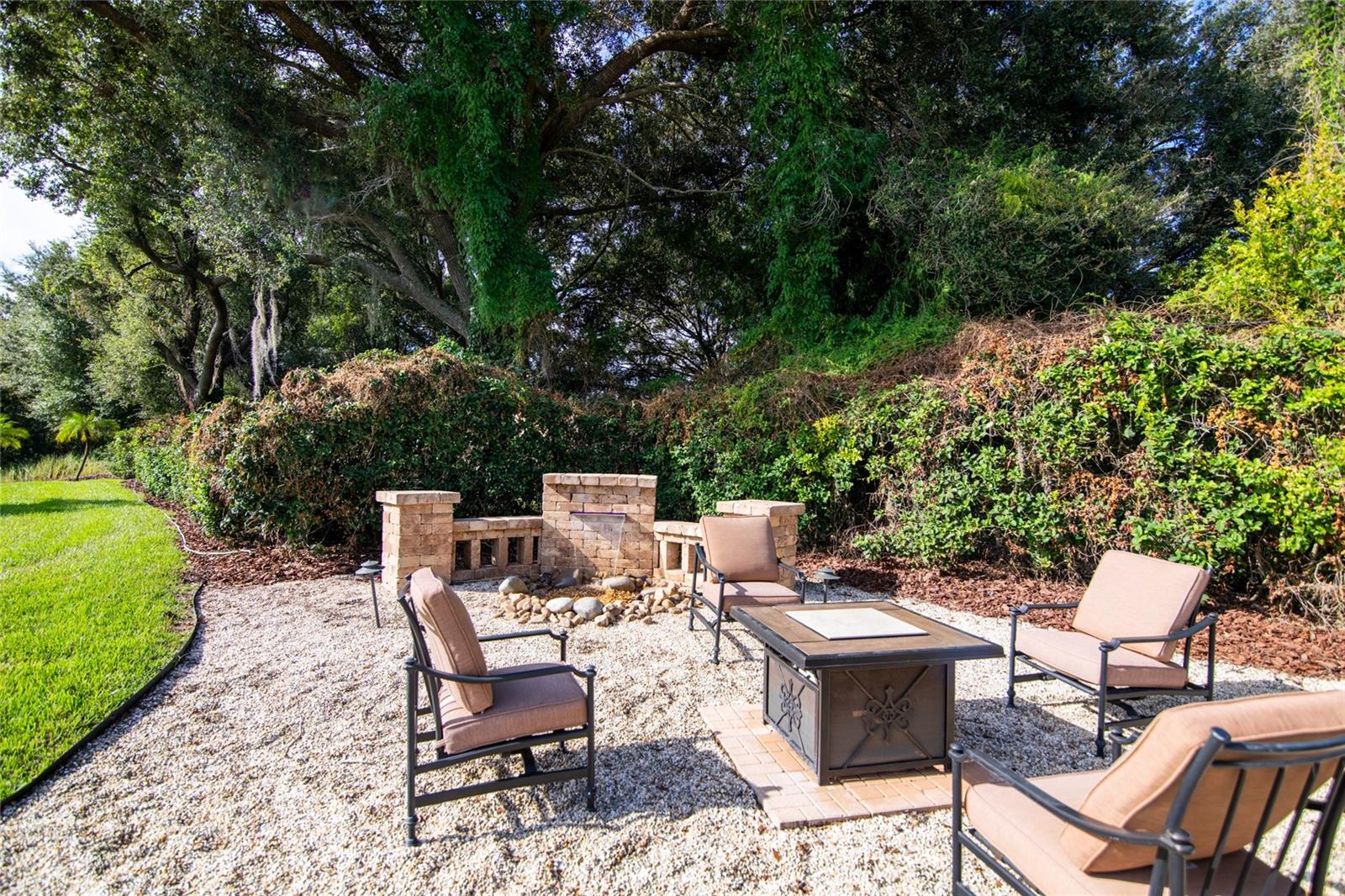 LAKES OF WELLINGTON PH II - Residential