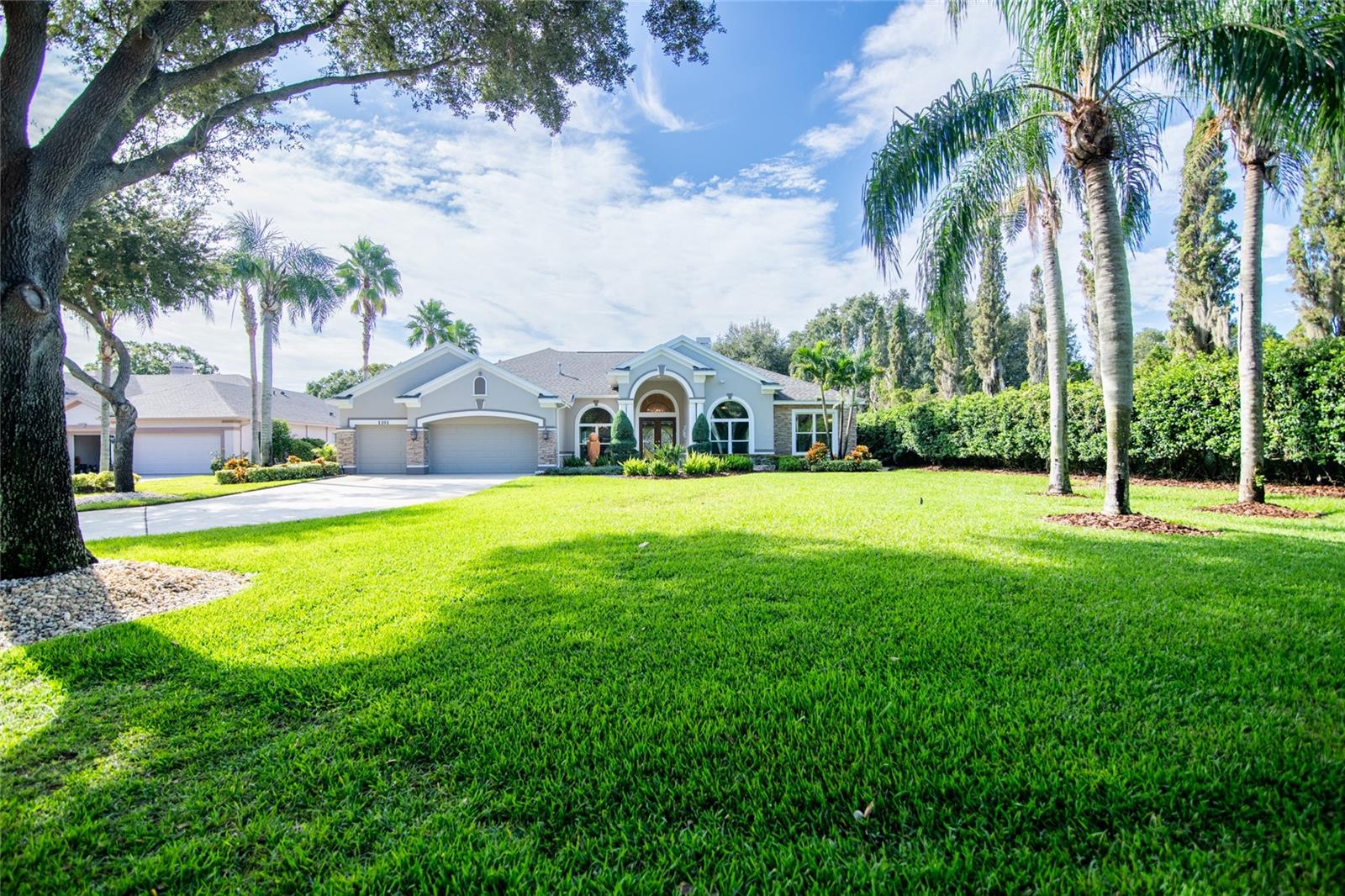 LAKES OF WELLINGTON PH II - Residential