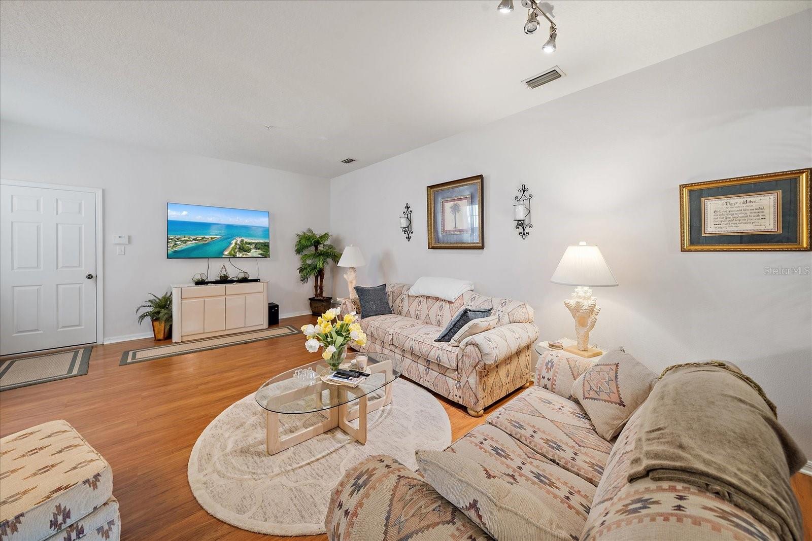 PARKRIDGE PH 33 & 19 - Residential Lease