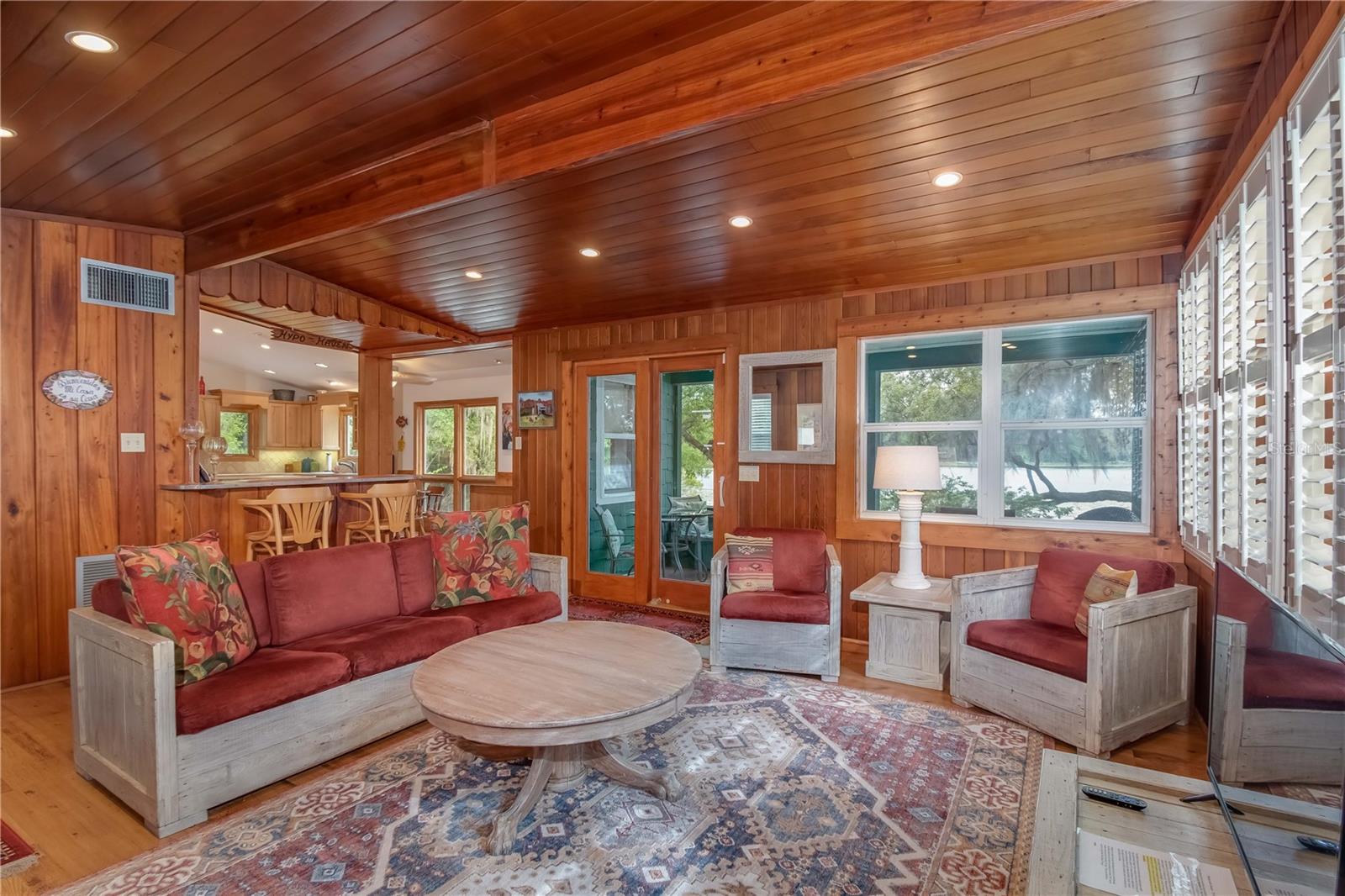 MILES KALE LAKE - Residential