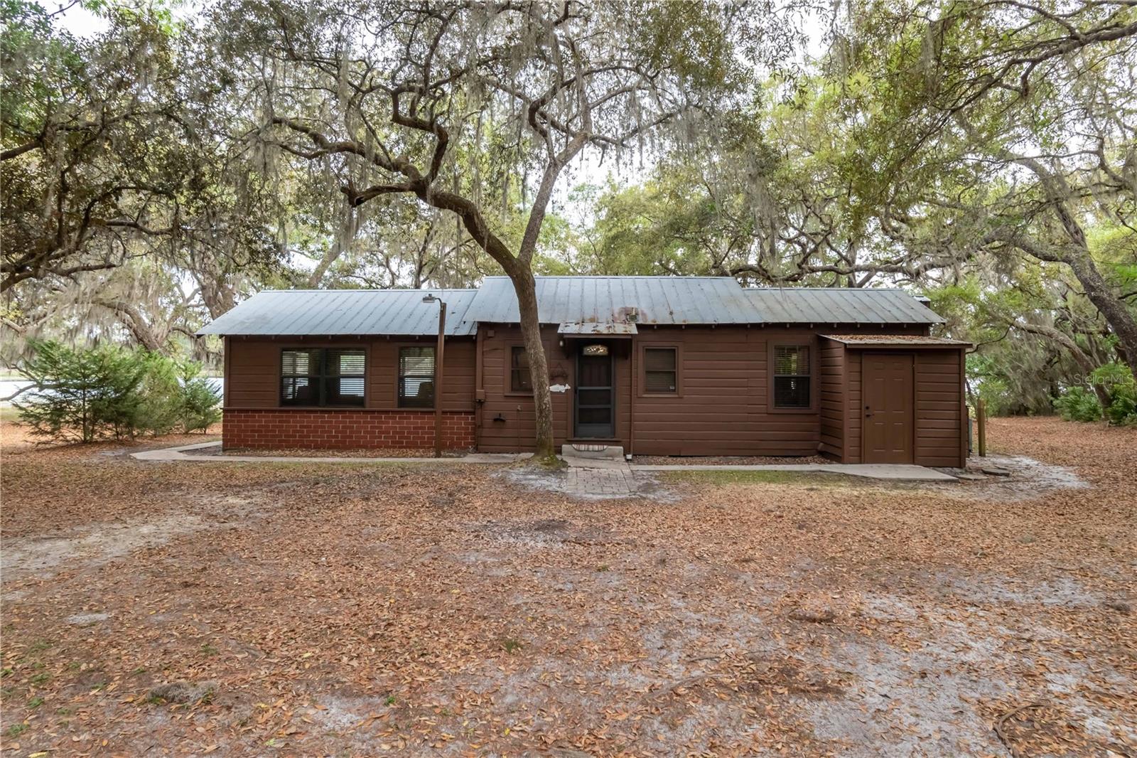 MILES KALE LAKE - Residential