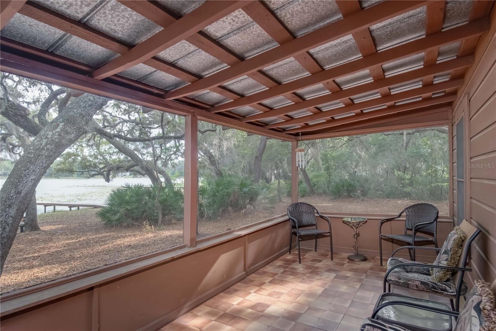 MILES KALE LAKE - Residential