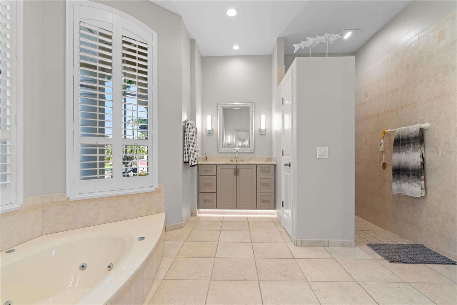 PUNTA GORDA ISLES SEC 14 - Residential