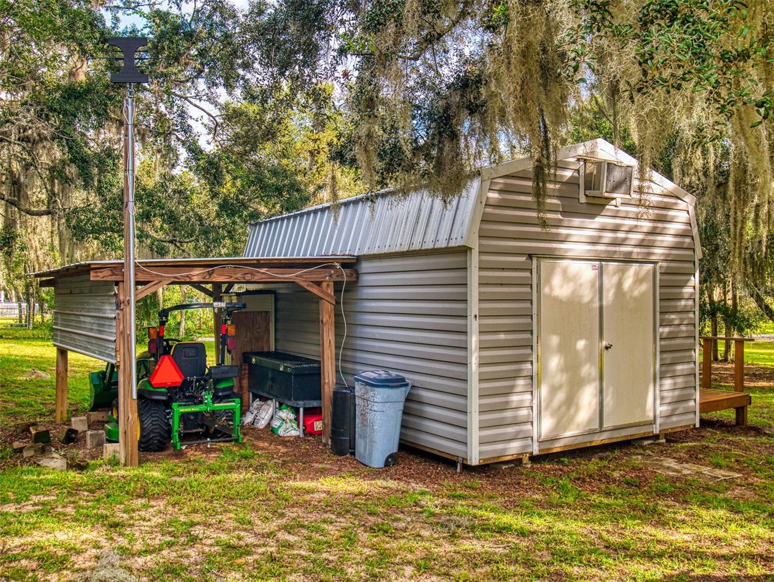 WEST RIDGE ESTATES - Residential