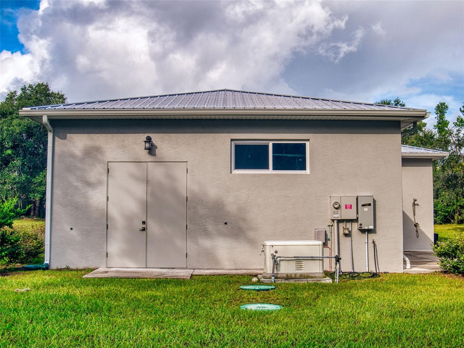 WEST RIDGE ESTATES - Residential