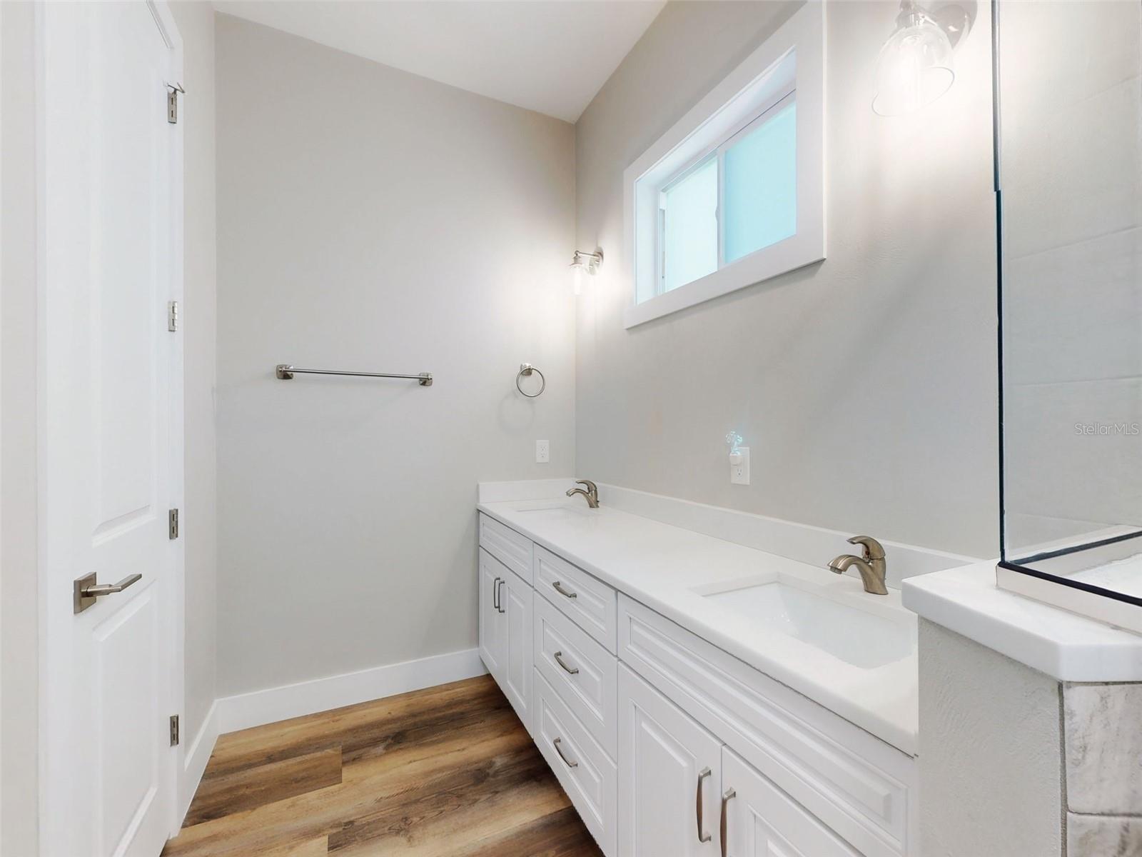 WEST RIDGE ESTATES - Residential