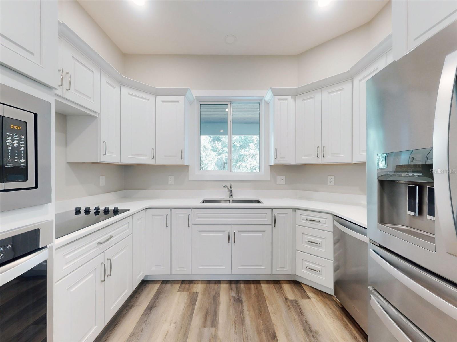 WEST RIDGE ESTATES - Residential
