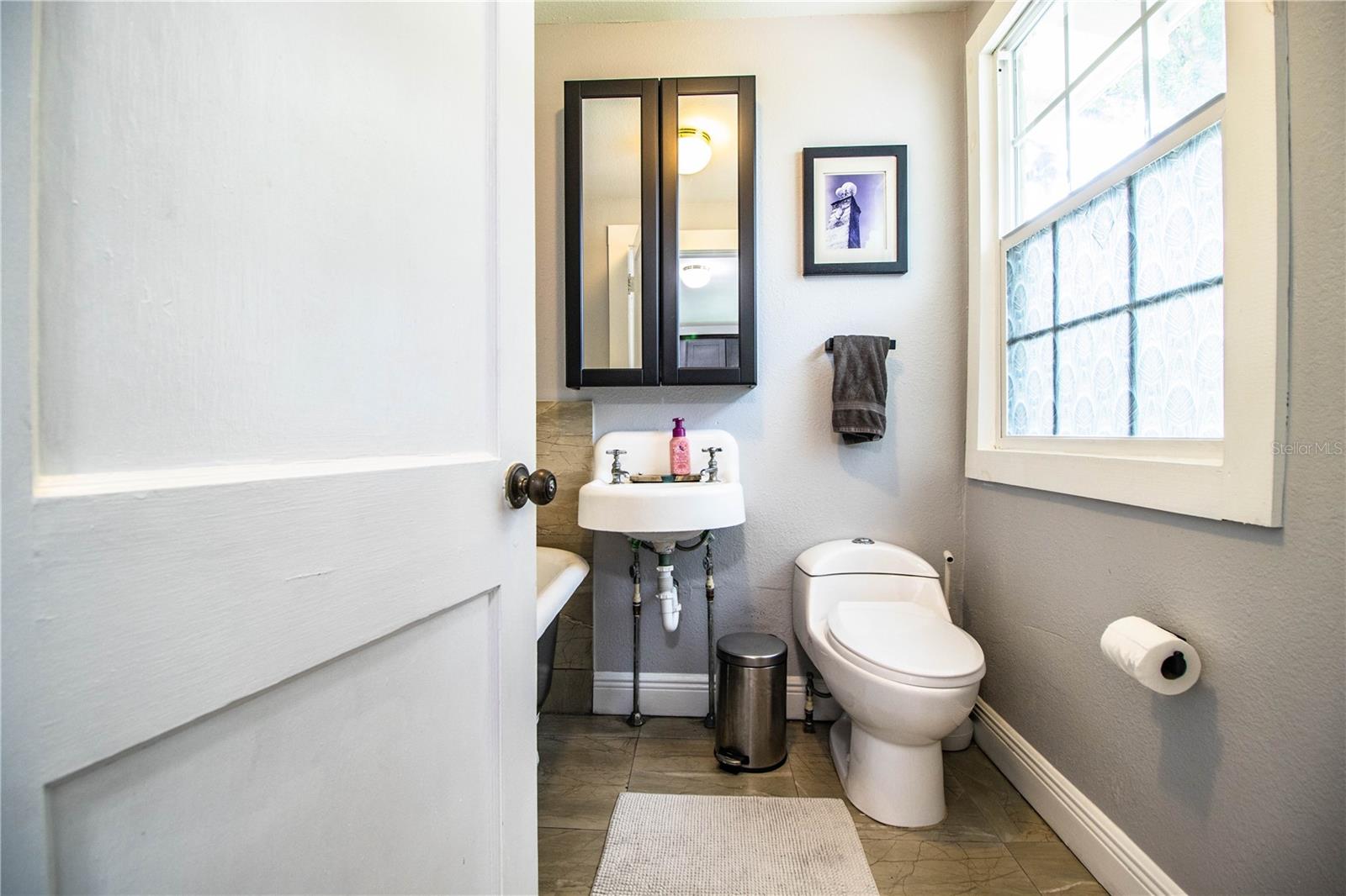 DIXIELAND REV - Residential