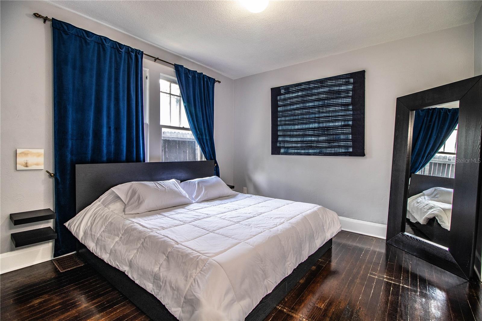 DIXIELAND REV - Residential
