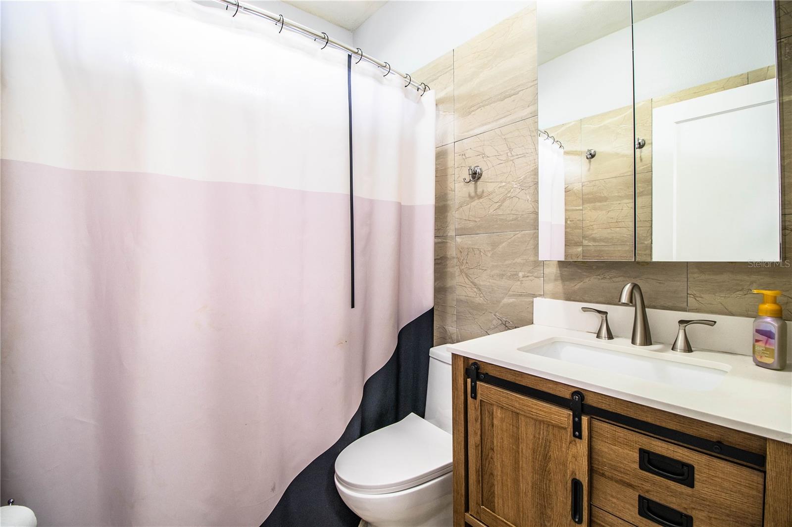 DIXIELAND REV - Residential