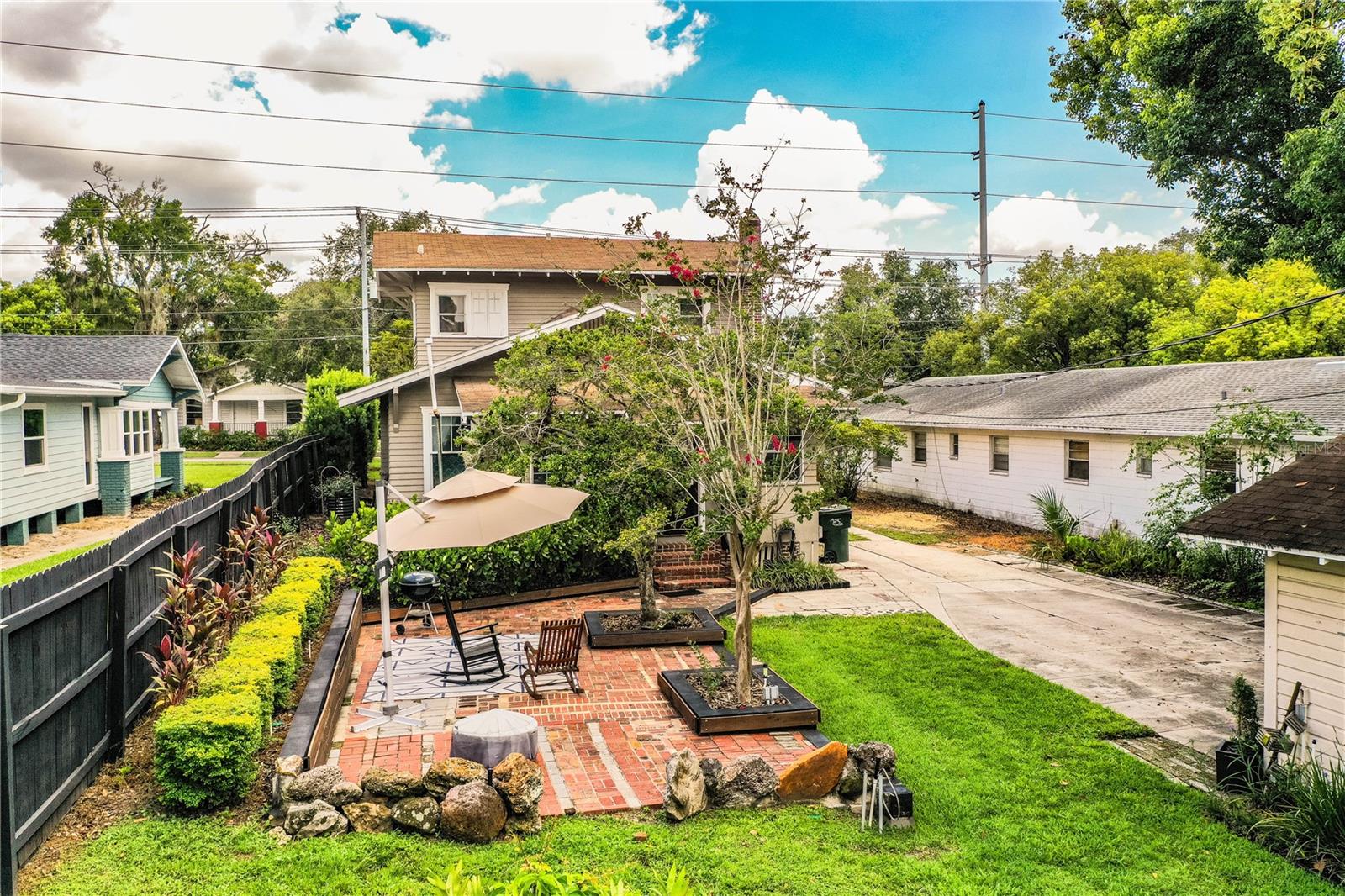 DIXIELAND REV - Residential
