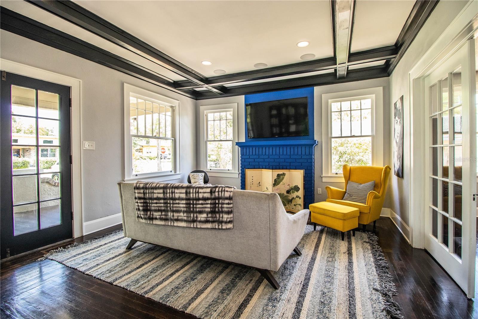 DIXIELAND REV - Residential