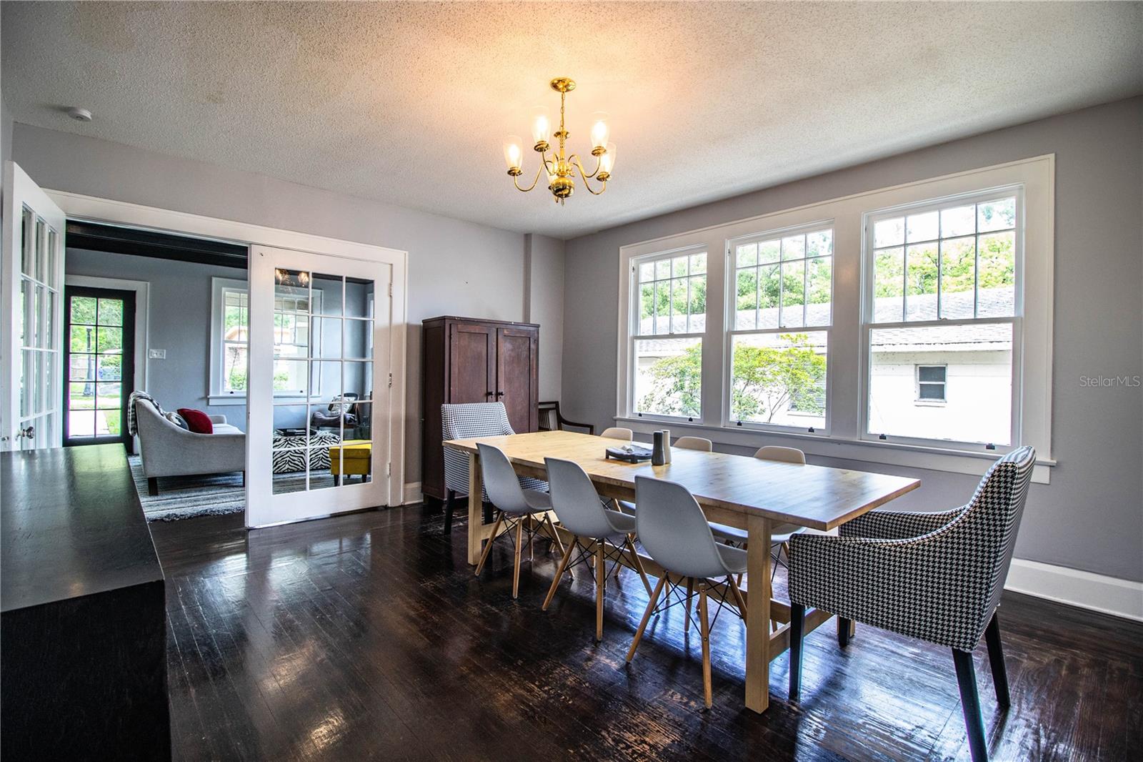 DIXIELAND REV - Residential