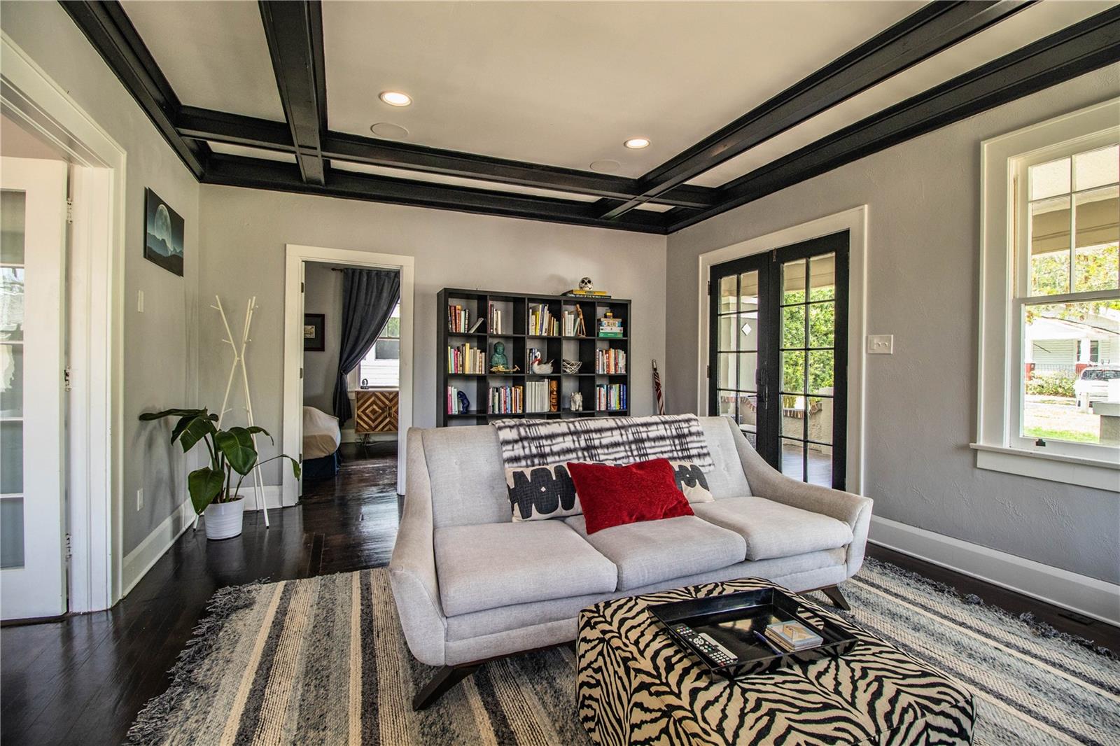 DIXIELAND REV - Residential